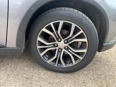 2017 Mitsubishi Outlander (sample)